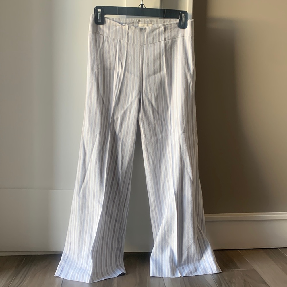 Avenue Montaigne stripped cropped pants.